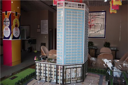 密州兴泊小区房东置换急售送装修采光好诚心出售随时看房